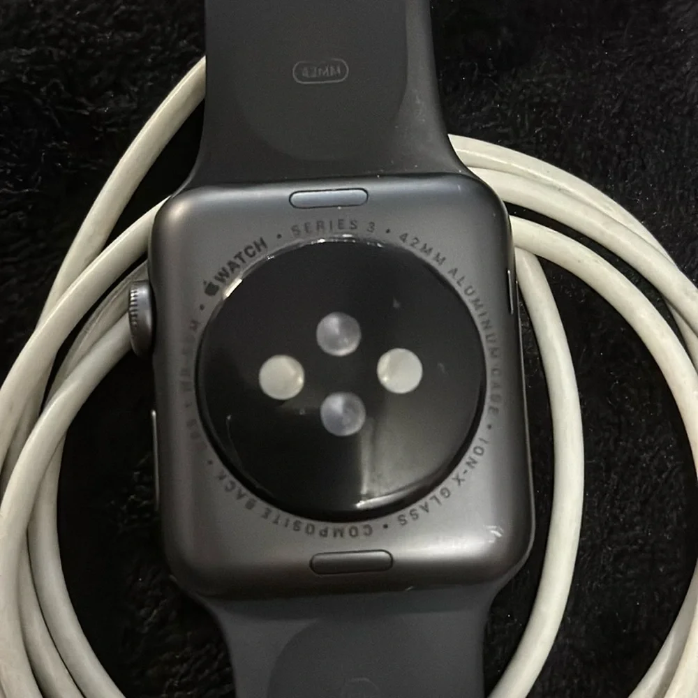 Apple Watch Series 3 42mm watch